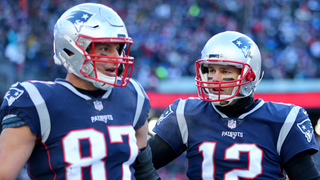 Report: The Patriots Blame Tom Brady's Quack Trainer For Gronk's Injuries